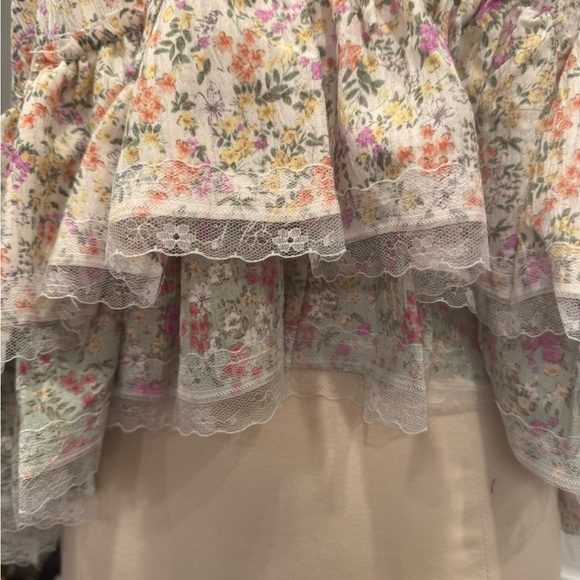 POL Floral Ruffle Blouse - Picture 7 of 10